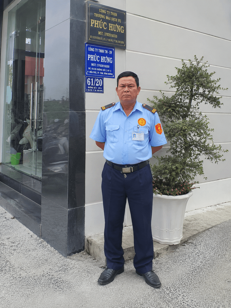 Đơn vị cung cấp bảo vệ bố trí lực lượng trực an ninh theo ca